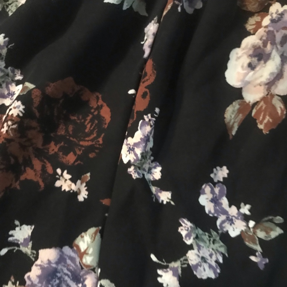 Flower romper - Picture 2 of 2
